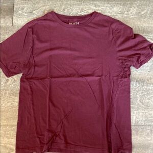 Red Short Sleeve Crew Neck Tee